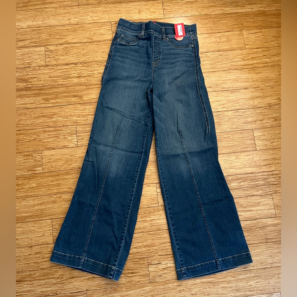 NWT Spanx EveryWear Seamed-Front Wide Leg Jeans, Vintage Indigo color size M